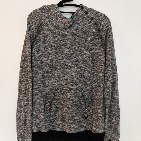 Roxy ladies medium hooded sweatshirt - Picture 3 of 16